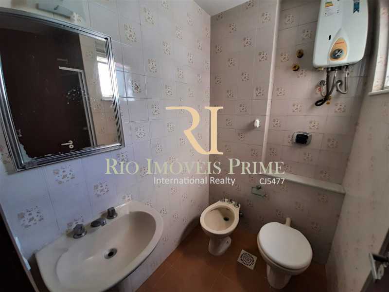 Conheça BANHEIRO SOCIAL do imóvel - Apartamento à venda Rua da Cascata,Tijuca, Rio de Janeiro - R$ 295.000 - RPAP20228 - 12 BANHEIRO SOCIAL - Apartamento à venda Rua da Cascata,Tijuca, Rio de Janeiro - R$ 295.000 - RPAP20228 - 12