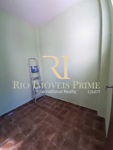 Conheça QUARTO SERVIÇO do imóvel - Apartamento à venda Rua da Cascata,Tijuca, Rio de Janeiro - R$ 295.000 - RPAP20228 - 17 QUARTO SERVIÇO - Apartamento à venda Rua da Cascata,Tijuca, Rio de Janeiro - R$ 295.000 - RPAP20228 - 17