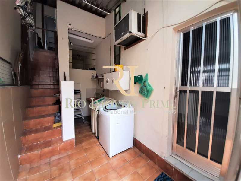 Conheça ÁREA SERVIÇO COMPARTILHAD do imóvel - Kitnet/Conjugado 20m² para alugar Rua Caruso,Tijuca, Rio de Janeiro - R$ 1.100 - RPKI10006 - 11 ÁREA SERVIÇO COMPARTILHAD - Kitnet/Conjugado 20m² para alugar Rua Caruso,Tijuca, Rio de Janeiro - R$ 1.100 - RPKI10006 - 11