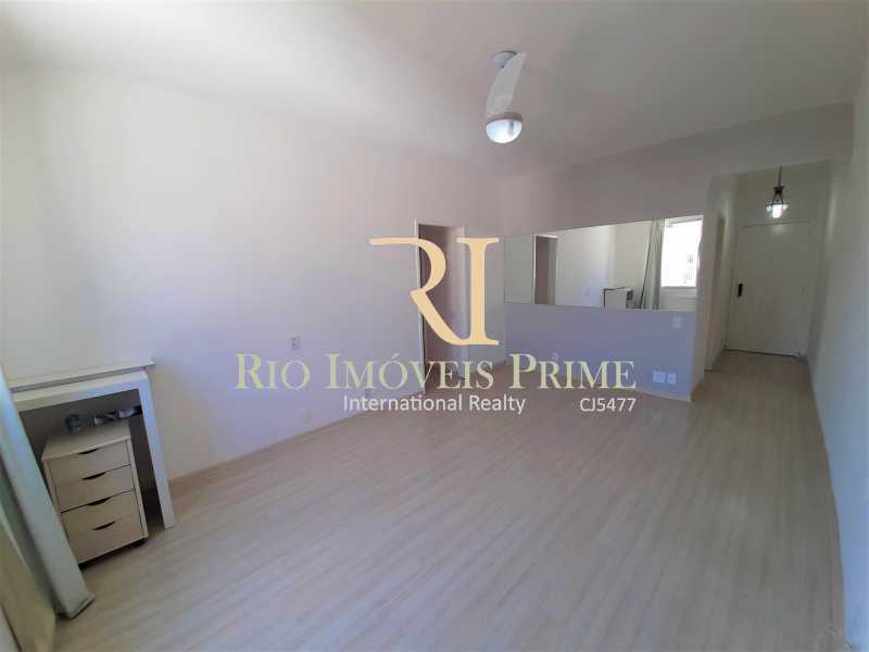Conheça SALA do imóvel - Apartamento para venda e aluguel Rua Professor Gabizo,Tijuca, Rio de Janeiro - R$ 770.000 - RPAP30140 - 3 SALA - Apartamento para venda e aluguel Rua Professor Gabizo,Tijuca, Rio de Janeiro - R$ 770.000 - RPAP30140 - 3