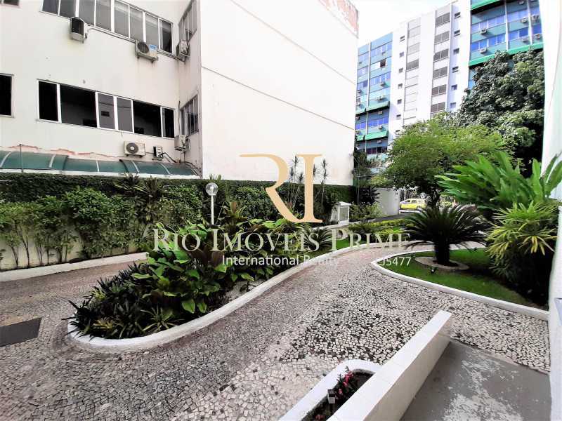 Conheça ENTRADA CONDOMÍNIO do imóvel - Apartamento para venda e aluguel Rua Professor Gabizo,Tijuca, Rio de Janeiro - R$ 770.000 - RPAP30140 - 23 ENTRADA CONDOMÍNIO - Apartamento para venda e aluguel Rua Professor Gabizo,Tijuca, Rio de Janeiro - R$ 770.000 - RPAP30140 - 23