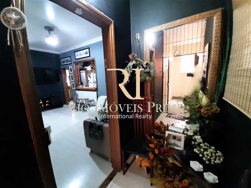 Conheça HALL DE ENTRADA do imóvel - Apartamento à venda Rua Barão de Mesquita,Tijuca, Rio de Janeiro - R$ 380.000 - RPAP20232 - 3 HALL DE ENTRADA - Apartamento à venda Rua Barão de Mesquita,Tijuca, Rio de Janeiro - R$ 380.000 - RPAP20232 - 3