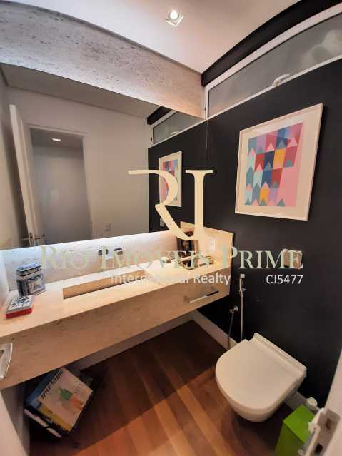Conheça LAVABO do imóvel - Cobertura para alugar Rua Ramon Franco,Urca, Rio de Janeiro - R$ 40.000 - RPCO50001 - 8 LAVABO - Cobertura para alugar Rua Ramon Franco,Urca, Rio de Janeiro - R$ 40.000 - RPCO50001 - 8