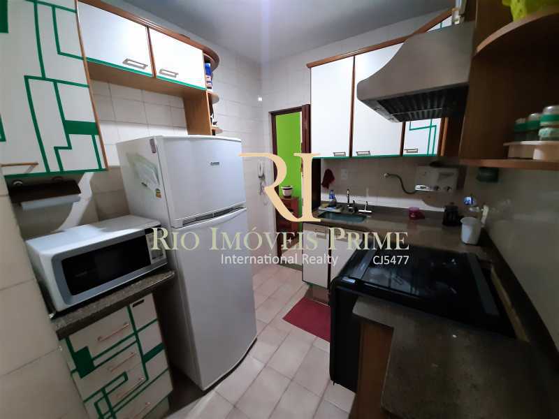 Conheça COZINHA do imóvel - Apartamento à venda Rua Barão de São Francisco,Vila Isabel, Rio de Janeiro - R$ 369.900 - RPAP20234 - 17 COZINHA - Apartamento à venda Rua Barão de São Francisco,Vila Isabel, Rio de Janeiro - R$ 369.900 - RPAP20234 - 17