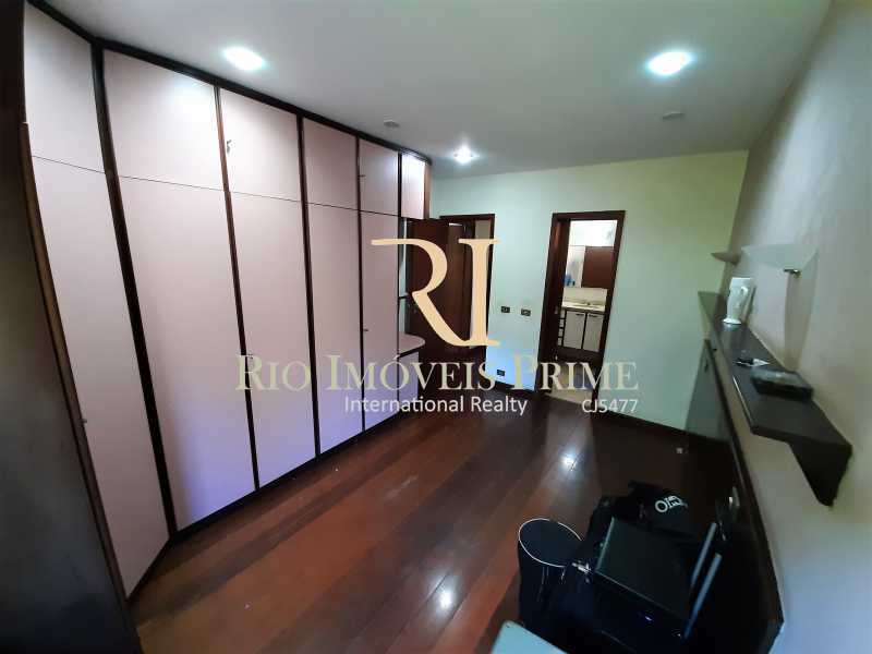 Conheça SUÍTE do imóvel - Apartamento à venda Rua das Laranjeiras,Laranjeiras, Rio de Janeiro - R$ 1.290.000 - RPAP30145 - 8 SUÍTE - Apartamento à venda Rua das Laranjeiras,Laranjeiras, Rio de Janeiro - R$ 1.290.000 - RPAP30145 - 8