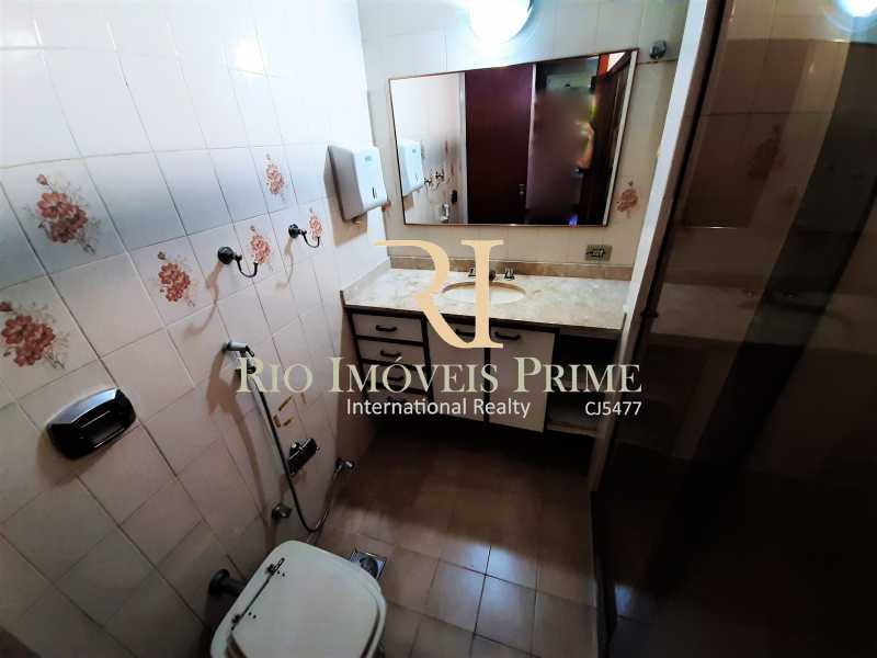 Conheça BANHEIRO SUÍTE do imóvel - Apartamento à venda Rua das Laranjeiras,Laranjeiras, Rio de Janeiro - R$ 1.290.000 - RPAP30145 - 9 BANHEIRO SUÍTE - Apartamento à venda Rua das Laranjeiras,Laranjeiras, Rio de Janeiro - R$ 1.290.000 - RPAP30145 - 9