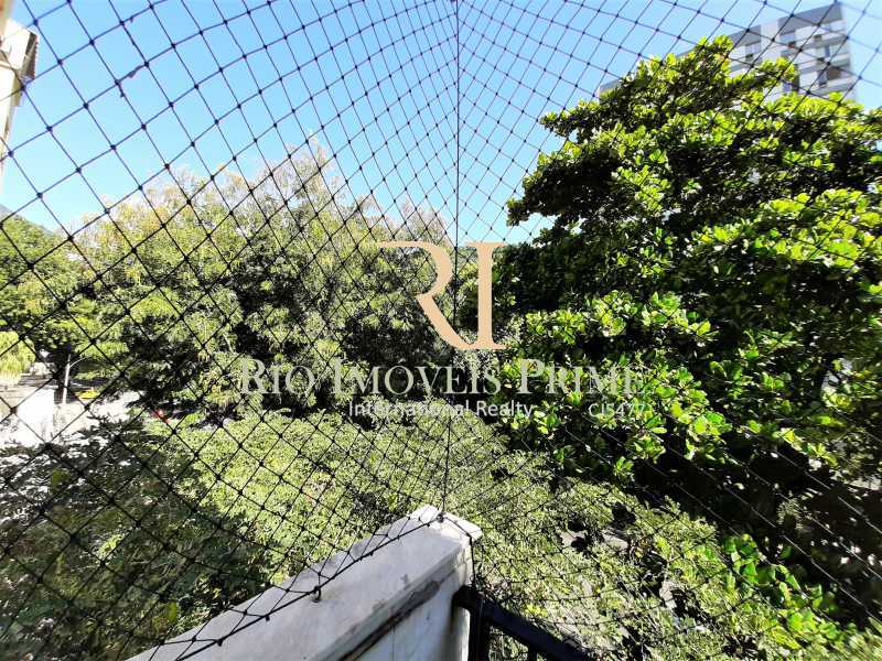 Conheça VISTA DA VARANDA do imóvel - Apartamento à venda Rua das Laranjeiras,Laranjeiras, Rio de Janeiro - R$ 1.290.000 - RPAP30145 - 27 VISTA DA VARANDA - Apartamento à venda Rua das Laranjeiras,Laranjeiras, Rio de Janeiro - R$ 1.290.000 - RPAP30145 - 27