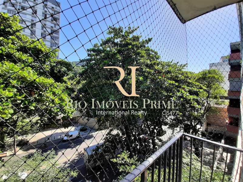 Conheça VISTA DA VARANDA do imóvel - Apartamento à venda Rua das Laranjeiras,Laranjeiras, Rio de Janeiro - R$ 1.290.000 - RPAP30145 - 29 VISTA DA VARANDA - Apartamento à venda Rua das Laranjeiras,Laranjeiras, Rio de Janeiro - R$ 1.290.000 - RPAP30145 - 29
