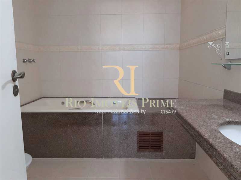 Conheça BANHEIRO SUÍTE1. do imóvel - Cobertura à venda Rua Almirante Ary Rongel,Recreio dos Bandeirantes, Rio de Janeiro - R$ 1.195.000 - RPCO30026 - 10 BANHEIRO SUÍTE1. - Cobertura à venda Rua Almirante Ary Rongel,Recreio dos Bandeirantes, Rio de Janeiro - R$ 1.195.000 - RPCO30026 - 10