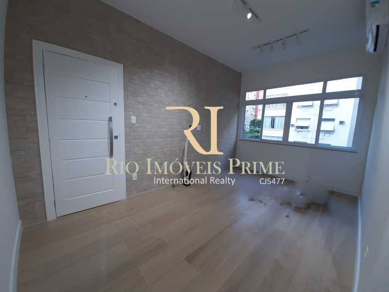 Conheça SALA do imóvel - Apartamento à venda Rua Raul Pompéia,Copacabana, Rio de Janeiro - R$ 1.599.990 - RPAP30148 - 3 SALA - Apartamento à venda Rua Raul Pompéia,Copacabana, Rio de Janeiro - R$ 1.599.990 - RPAP30148 - 3