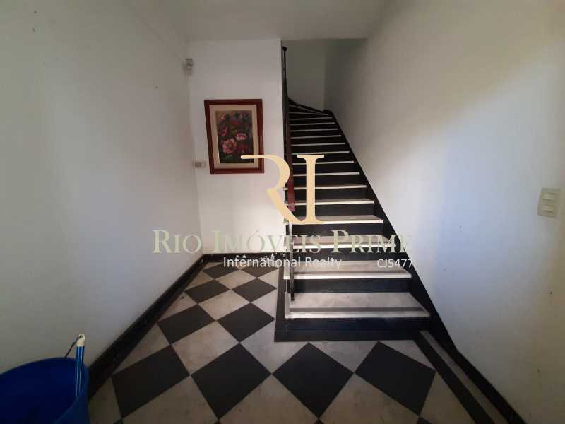 Conheça 2 ENTRADA do imóvel - Casa à venda Rua Conselheiro Olegário,Maracanã, Rio de Janeiro - R$ 949.900 - RPCA40004 - 3 2 ENTRADA - Casa à venda Rua Conselheiro Olegário,Maracanã, Rio de Janeiro - R$ 949.900 - RPCA40004 - 3