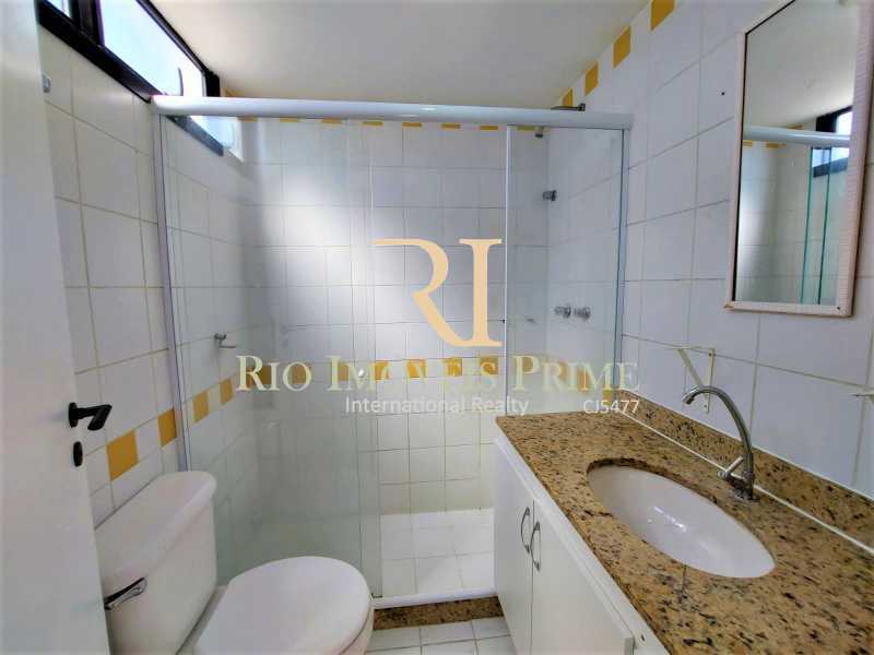 Conheça BANHEIRO SUITE do imóvel - Apartamento 2 quartos para alugar Praça da Bandeira, Rio de Janeiro - R$ 1.400 - RPAP20247 - 10 BANHEIRO SUITE - Apartamento 2 quartos para alugar Praça da Bandeira, Rio de Janeiro - R$ 1.400 - RPAP20247 - 10