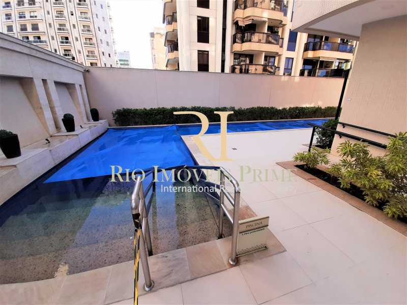 Conheça PISCINA do imóvel - Flat 2 quartos para alugar Ipanema, Rio de Janeiro - R$ 13.000 - RPAP20249 - 22 PISCINA - Flat 2 quartos para alugar Ipanema, Rio de Janeiro - R$ 13.000 - RPAP20249 - 22