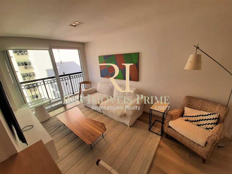 Conheça SALA do imóvel - Flat 2 quartos para alugar Ipanema, Rio de Janeiro - R$ 13.000 - RPAP20249 - 4 SALA - Flat 2 quartos para alugar Ipanema, Rio de Janeiro - R$ 13.000 - RPAP20249 - 4