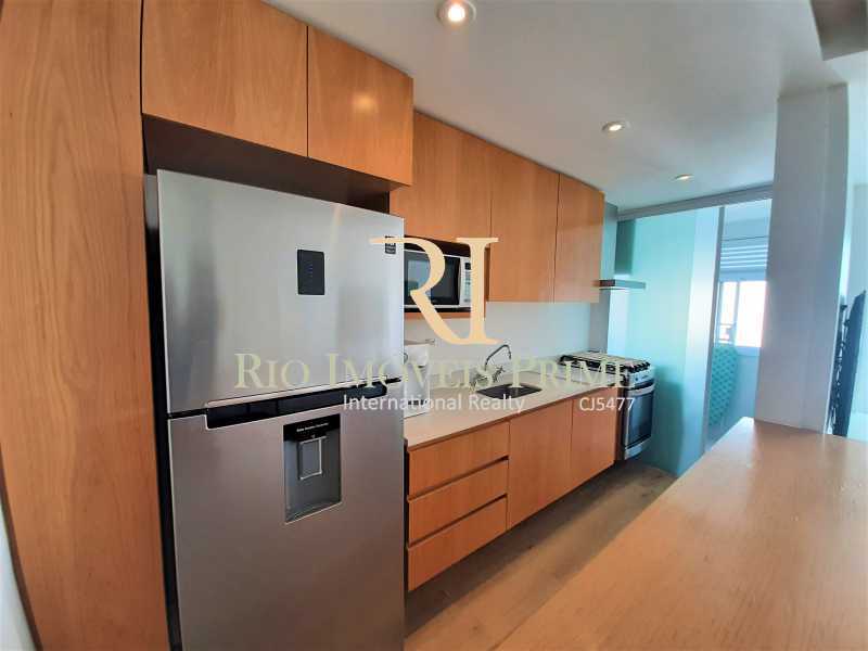 Conheça COZINHA do imóvel - Flat 2 quartos para alugar Ipanema, Rio de Janeiro - R$ 13.000 - RPAP20249 - 8 COZINHA - Flat 2 quartos para alugar Ipanema, Rio de Janeiro - R$ 13.000 - RPAP20249 - 8