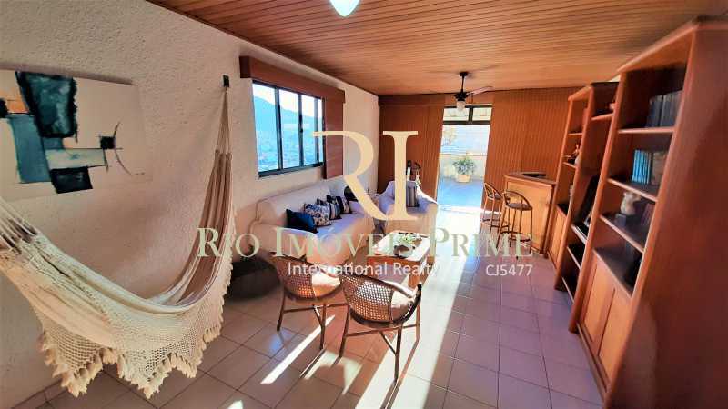 Conheça LIVING do imóvel - Cobertura à venda Rua Visconde de Itamarati,Maracanã, Rio de Janeiro - R$ 990.000 - RPCO50002 - 17 LIVING - Cobertura à venda Rua Visconde de Itamarati,Maracanã, Rio de Janeiro - R$ 990.000 - RPCO50002 - 17