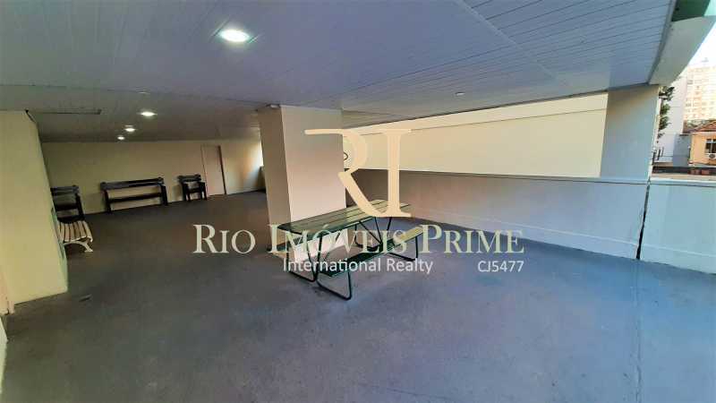 Conheça SALÃO DE FESTAS do imóvel - Cobertura à venda Rua Visconde de Itamarati,Maracanã, Rio de Janeiro - R$ 990.000 - RPCO50002 - 27 SALÃO DE FESTAS - Cobertura à venda Rua Visconde de Itamarati,Maracanã, Rio de Janeiro - R$ 990.000 - RPCO50002 - 27