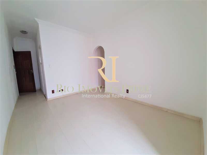 Conheça SALA do imóvel - Apartamento à venda Rua Nossa Senhora de Lourdes,Grajaú, Rio de Janeiro - R$ 290.000 - RPAP20250 - 4 SALA - Apartamento à venda Rua Nossa Senhora de Lourdes,Grajaú, Rio de Janeiro - R$ 290.000 - RPAP20250 - 4