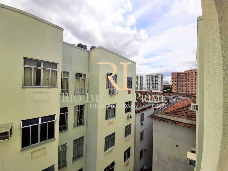 Conheça VISTA QUARTO2 do imóvel - Apartamento à venda Rua Nossa Senhora de Lourdes,Grajaú, Rio de Janeiro - R$ 290.000 - RPAP20250 - 12 VISTA QUARTO2 - Apartamento à venda Rua Nossa Senhora de Lourdes,Grajaú, Rio de Janeiro - R$ 290.000 - RPAP20250 - 12