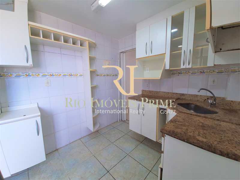 Conheça COZINHA do imóvel - Apartamento à venda Rua Nossa Senhora de Lourdes,Grajaú, Rio de Janeiro - R$ 290.000 - RPAP20250 - 18 COZINHA - Apartamento à venda Rua Nossa Senhora de Lourdes,Grajaú, Rio de Janeiro - R$ 290.000 - RPAP20250 - 18
