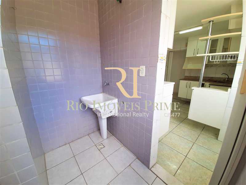 Conheça ÁREA DE SERVIÇO do imóvel - Apartamento à venda Rua Nossa Senhora de Lourdes,Grajaú, Rio de Janeiro - R$ 290.000 - RPAP20250 - 21 ÁREA DE SERVIÇO - Apartamento à venda Rua Nossa Senhora de Lourdes,Grajaú, Rio de Janeiro - R$ 290.000 - RPAP20250 - 21