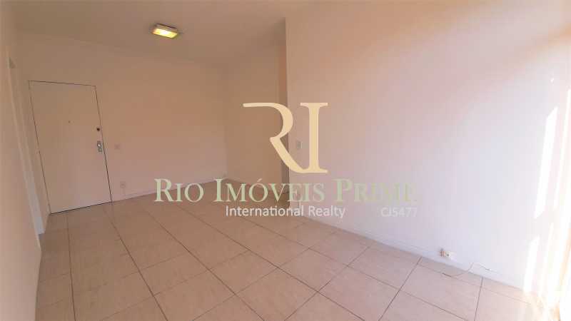 Conheça SALA do imóvel - Apartamento 1 quarto à venda Botafogo, Rio de Janeiro - R$ 750.000 - RPAP10063 - 6 SALA - Apartamento 1 quarto à venda Botafogo, Rio de Janeiro - R$ 750.000 - RPAP10063 - 6