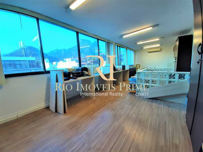 Conheça SALÃO 2º ANDAR do imóvel - Sala Comercial 77m² à venda Avenida Olegário Maciel,Barra da Tijuca, Rio de Janeiro - R$ 580.000 - RPSL00028 - 14 SALÃO 2º ANDAR - Sala Comercial 77m² à venda Avenida Olegário Maciel,Barra da Tijuca, Rio de Janeiro - R$ 580.000 - RPSL00028 - 14