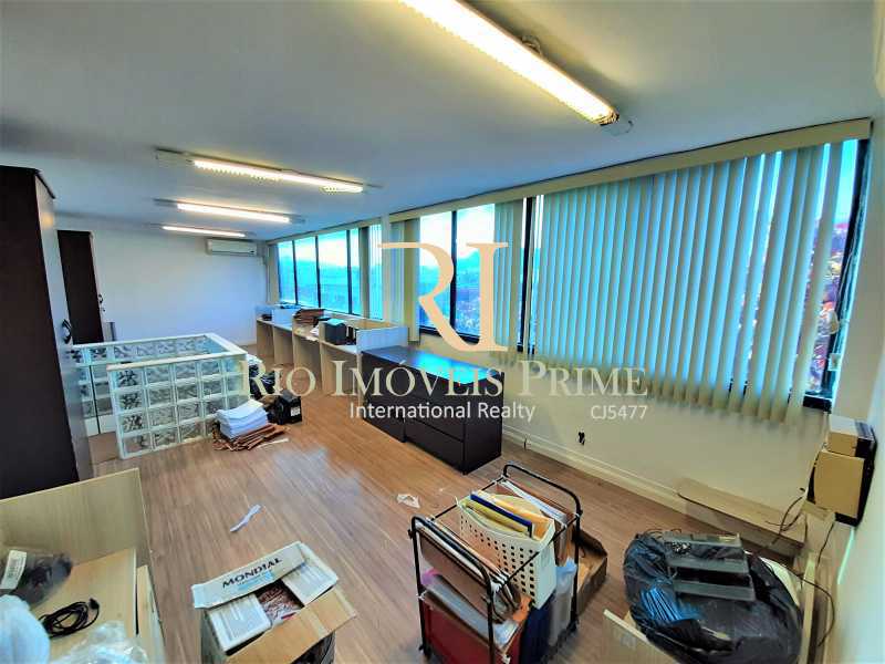 Conheça SALÃO 2º ANDAR do imóvel - Sala Comercial 77m² à venda Avenida Olegário Maciel,Barra da Tijuca, Rio de Janeiro - R$ 580.000 - RPSL00028 - 15 SALÃO 2º ANDAR - Sala Comercial 77m² à venda Avenida Olegário Maciel,Barra da Tijuca, Rio de Janeiro - R$ 580.000 - RPSL00028 - 15