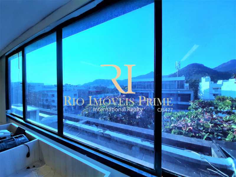 Conheça VISTA SALÃO 2º ANDAR do imóvel - Sala Comercial 77m² à venda Avenida Olegário Maciel,Barra da Tijuca, Rio de Janeiro - R$ 580.000 - RPSL00028 - 16 VISTA SALÃO 2º ANDAR - Sala Comercial 77m² à venda Avenida Olegário Maciel,Barra da Tijuca, Rio de Janeiro - R$ 580.000 - RPSL00028 - 16