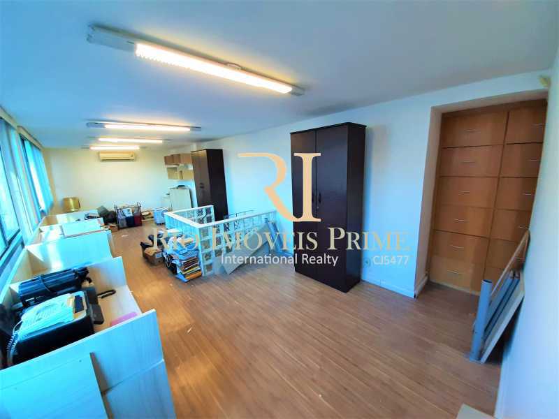 Conheça SALÃO 2º ANDAR do imóvel - Sala Comercial 77m² à venda Avenida Olegário Maciel,Barra da Tijuca, Rio de Janeiro - R$ 580.000 - RPSL00028 - 18 SALÃO 2º ANDAR - Sala Comercial 77m² à venda Avenida Olegário Maciel,Barra da Tijuca, Rio de Janeiro - R$ 580.000 - RPSL00028 - 18