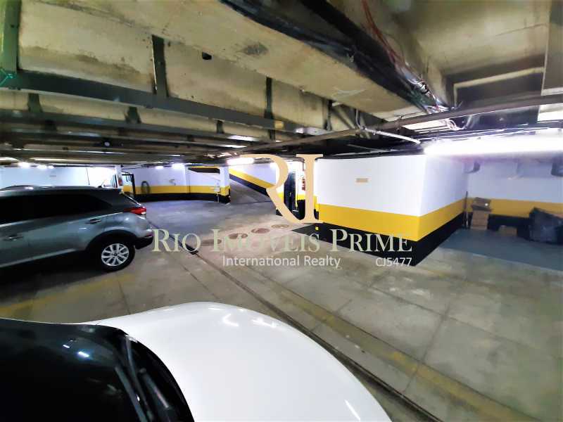 Conheça GARAGEM do imóvel - Sala Comercial 77m² à venda Avenida Olegário Maciel,Barra da Tijuca, Rio de Janeiro - R$ 580.000 - RPSL00028 - 19 GARAGEM - Sala Comercial 77m² à venda Avenida Olegário Maciel,Barra da Tijuca, Rio de Janeiro - R$ 580.000 - RPSL00028 - 19
