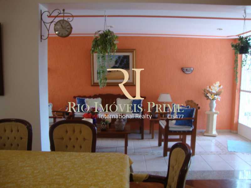 Conheça HALL do imóvel - Casa à venda Rua Alfredo Pujol,Grajaú, Rio de Janeiro - R$ 930.000 - RPCA60001 - 3 HALL - Casa à venda Rua Alfredo Pujol,Grajaú, Rio de Janeiro - R$ 930.000 - RPCA60001 - 3
