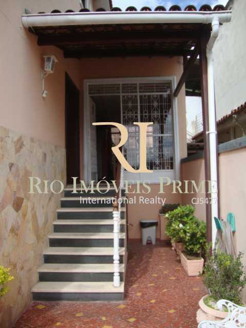 Conheça ÁREA EXTERNA do imóvel - Casa à venda Rua Alfredo Pujol,Grajaú, Rio de Janeiro - R$ 930.000 - RPCA60001 - 20 ÁREA EXTERNA - Casa à venda Rua Alfredo Pujol,Grajaú, Rio de Janeiro - R$ 930.000 - RPCA60001 - 20
