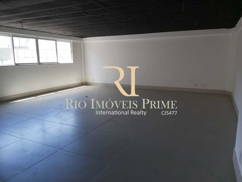 Conheça 9. do imóvel - Andar exclusivo, andar inteiro, andar corrido, andar corporativo, andar comercial, Conjunto comercial, sala comercial. - RPAN00012 - 10 9. - Andar exclusivo, andar inteiro, andar corrido, andar corporativo, andar comercial, Conjunto comercial, sala comercial. - RPAN00012 - 10