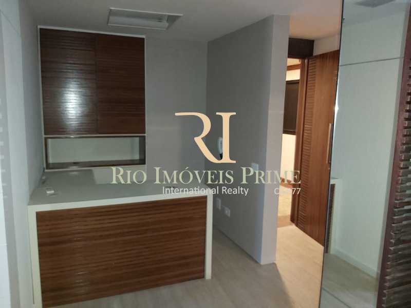 Conheça 23. do imóvel - Conjunto, conjunto comercial, sala comercial, conjunto de salas, andar - RPCS00002 - 4 23. - Conjunto, conjunto comercial, sala comercial, conjunto de salas, andar - RPCS00002 - 4