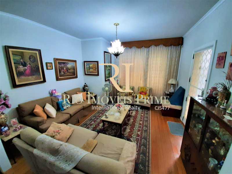 Conheça SALA DE ESTAR do imóvel - Casa em Condomínio à venda Rua João da Mata,Tijuca, Rio de Janeiro - R$ 1.700.000 - RPCN40002 - 3 SALA DE ESTAR - Casa em Condomínio à venda Rua João da Mata,Tijuca, Rio de Janeiro - R$ 1.700.000 - RPCN40002 - 3