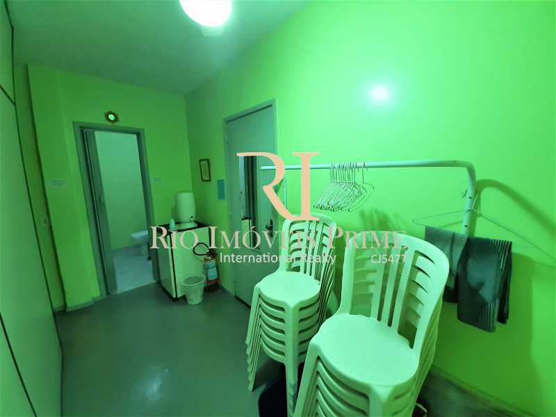Conheça VESTIÁRIO do imóvel - Sala Comercial 55m² à venda Rua Carlos de Vasconcelos,Tijuca, Rio de Janeiro - R$ 320.000 - RPSL00029 - 12 VESTIÁRIO - Sala Comercial 55m² à venda Rua Carlos de Vasconcelos,Tijuca, Rio de Janeiro - R$ 320.000 - RPSL00029 - 12