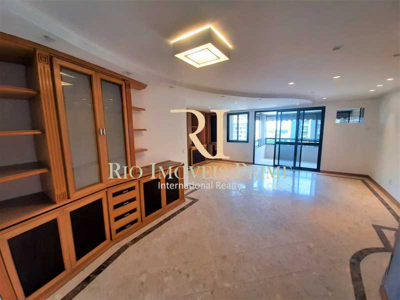 Conheça SALÃO do imóvel - Apartamento 3 quartos à venda Barra da Tijuca, Rio de Janeiro - R$ 1.450.000 - RPAP30166 - 3 SALÃO - Apartamento 3 quartos à venda Barra da Tijuca, Rio de Janeiro - R$ 1.450.000 - RPAP30166 - 3