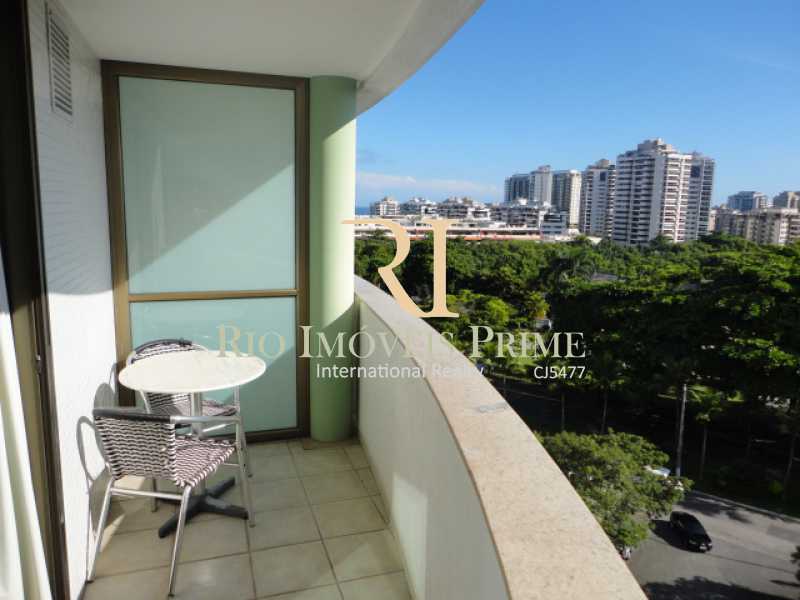 Conheça VARANDA do imóvel - Flat 2 quartos à venda Barra da Tijuca, Rio de Janeiro - R$ 359.900 - RPFL20011 - 5 VARANDA - Flat 2 quartos à venda Barra da Tijuca, Rio de Janeiro - R$ 359.900 - RPFL20011 - 5