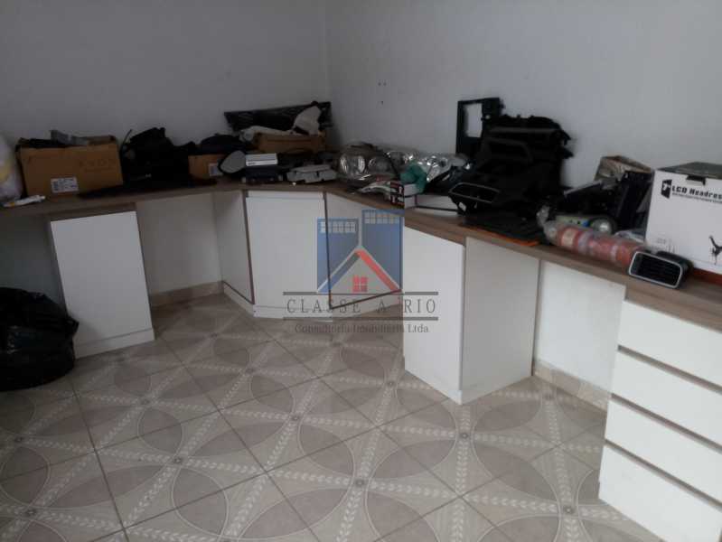 Conheça 10 do imóvel - GALPÃO - Rocha Miranda 980m2 área construída com escritórios, refeitório, copa cozinha, banheiros, vestiários, oficina ..... - FRGA00001 - 12 10 - GALPÃO - Rocha Miranda 980m2 área construída com escritórios, refeitório, copa cozinha, banheiros, vestiários, oficina ..... - FRGA00001 - 12