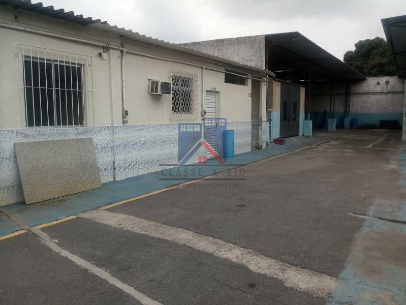 Conheça 28 do imóvel - GALPÃO - Rocha Miranda 980m2 área construída com escritórios, refeitório, copa cozinha, banheiros, vestiários, oficina ..... - FRGA00001 - 30 28 - GALPÃO - Rocha Miranda 980m2 área construída com escritórios, refeitório, copa cozinha, banheiros, vestiários, oficina ..... - FRGA00001 - 30