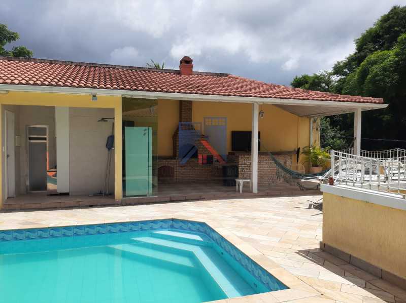 Conheça 01 do imóvel - VENDA -Anil - Casa Luxo - 4 Quartos - 3 suítes, 04 vagas de garagem - FRCN40042 - 4 01 - VENDA -Anil - Casa Luxo - 4 Quartos - 3 suítes, 04 vagas de garagem - FRCN40042 - 4