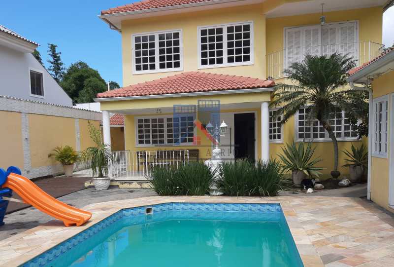 Conheça 04 do imóvel - VENDA -Anil - Casa Luxo - 4 Quartos - 3 suítes, 04 vagas de garagem - FRCN40042 - 3 04 - VENDA -Anil - Casa Luxo - 4 Quartos - 3 suítes, 04 vagas de garagem - FRCN40042 - 3