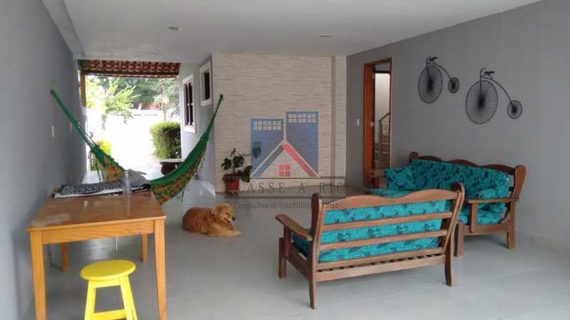 Conheça 20 do imóvel - Anil-Casa Duplex, Terreno 740 Metros Plano, Salão 03 Ambientes, Porcelanato, 04 Quartos Suites,Lazer, 04 Vagas de Garagem. Otima Localização - FRCA40007 - 16 20 - Anil-Casa Duplex, Terreno 740 Metros Plano, Salão 03 Ambientes, Porcelanato, 04 Quartos Suites,Lazer, 04 Vagas de Garagem. Otima Localização - FRCA40007 - 16
