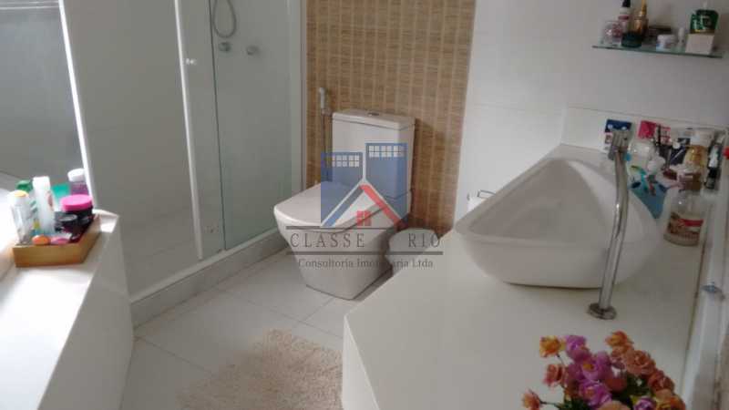 Conheça 30 do imóvel - Anil-Casa Duplex, Terreno 740 Metros Plano, Salão 03 Ambientes, Porcelanato, 04 Quartos Suites,Lazer, 04 Vagas de Garagem. Otima Localização - FRCA40007 - 31 30 - Anil-Casa Duplex, Terreno 740 Metros Plano, Salão 03 Ambientes, Porcelanato, 04 Quartos Suites,Lazer, 04 Vagas de Garagem. Otima Localização - FRCA40007 - 31