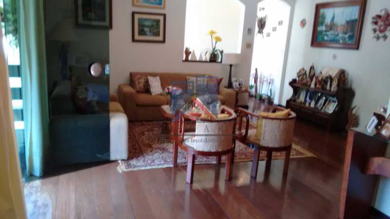 Conheça 9 do imóvel - FREGUESIA-ÁREA NOBRE, CSA DUPLEX, CONDOMINIO, 04 QUARTOS, SUITES, LAZER, 04 VAGAS DE GARAGEM - FRCN40049 - 10 9 - FREGUESIA-ÁREA NOBRE, CSA DUPLEX, CONDOMINIO, 04 QUARTOS, SUITES, LAZER, 04 VAGAS DE GARAGEM - FRCN40049 - 10