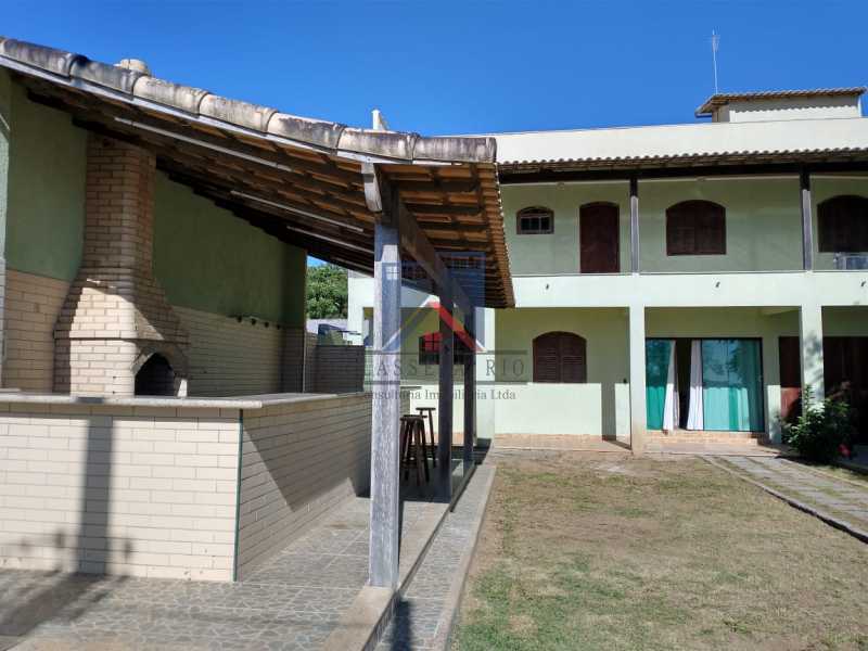 Conheça 3 do imóvel - CABO FRIO (PERÓ)-ALUGUEL-CASA EM CONDOMINIO, PRÓXIMO A PRAIA, 03 QUARTOS, 03 BANHEIROS, SUITE,TERRAÇO, QUINTAL COM CHURRASQUEIRA , LAZER NO COND., 05 VAGAS DE GARAGEM - FRCN30053 - 10 3 - CABO FRIO (PERÓ)-ALUGUEL-CASA EM CONDOMINIO, PRÓXIMO A PRAIA, 03 QUARTOS, 03 BANHEIROS, SUITE,TERRAÇO, QUINTAL COM CHURRASQUEIRA , LAZER NO COND., 05 VAGAS DE GARAGEM - FRCN30053 - 10