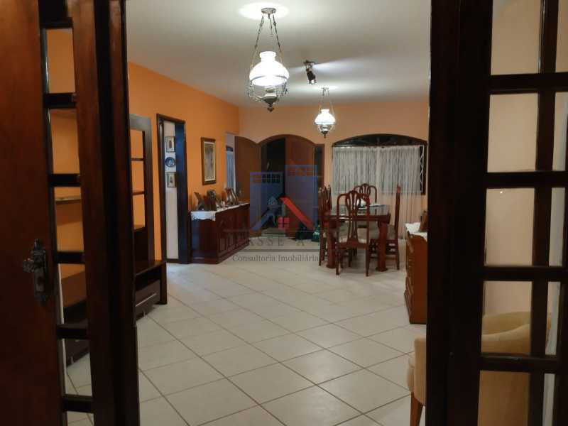 Conheça 12 do imóvel - Pechincha-Próximo ao Center Shopping, Casa Maravilhosa, 04 quartos (03 suites), 05 vagas de garagem - FRCA40009 - 11 12 - Pechincha-Próximo ao Center Shopping, Casa Maravilhosa, 04 quartos (03 suites), 05 vagas de garagem - FRCA40009 - 11