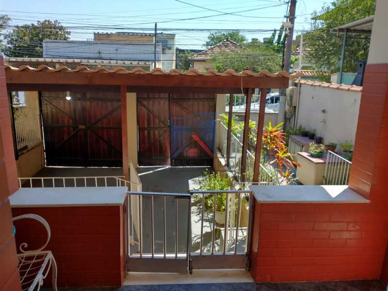 Conheça 11 do imóvel - Marechal Hermes- Duas Casas em terreno de 300 metros, total de 05 quartos, 01 vaga de garagem coberta. - FRCA50003 - 3 11 - Marechal Hermes- Duas Casas em terreno de 300 metros, total de 05 quartos, 01 vaga de garagem coberta. - FRCA50003 - 3