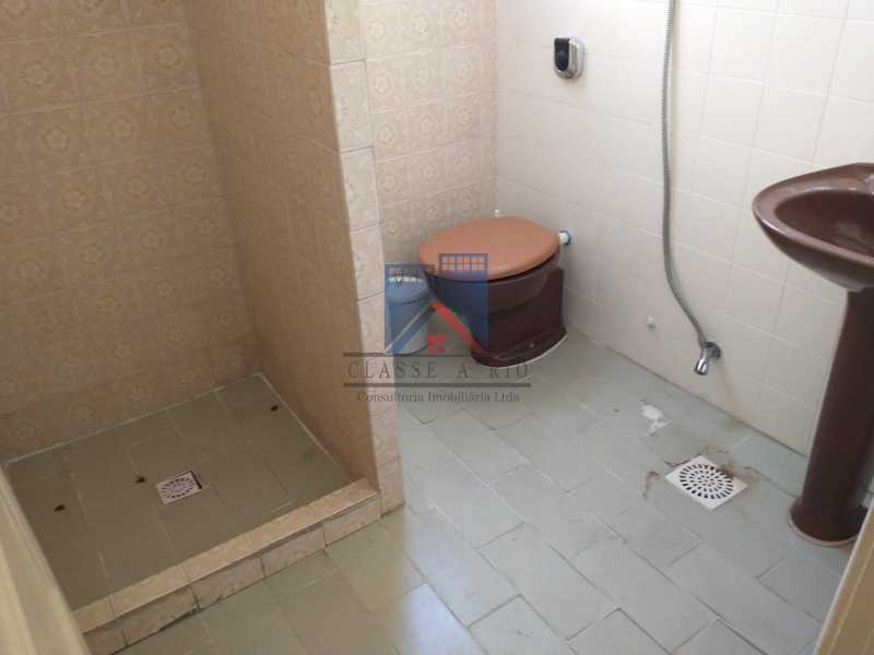 Conheça 15 do imóvel - Marechal Hermes- Duas Casas em terreno de 300 metros, total de 05 quartos, 01 vaga de garagem coberta. - FRCA50003 - 31 15 - Marechal Hermes- Duas Casas em terreno de 300 metros, total de 05 quartos, 01 vaga de garagem coberta. - FRCA50003 - 31